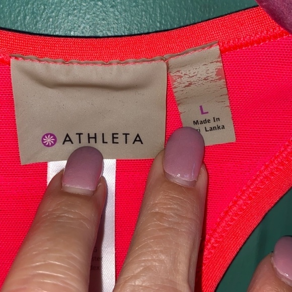 Athleta size large hot pink ladies athletic top built in bra - Picture 5 of 11